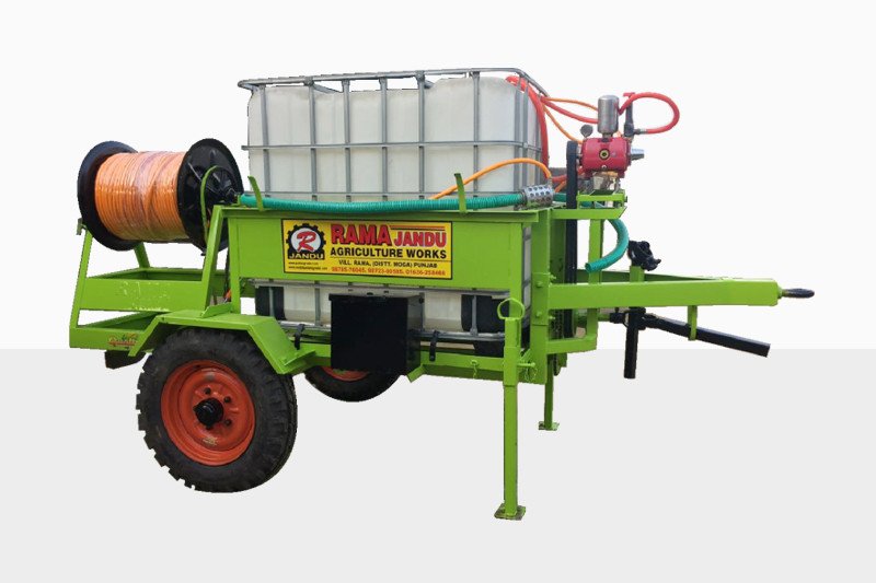 Spray Pump 1000 LTR Agricultural Implements Manufacturer and