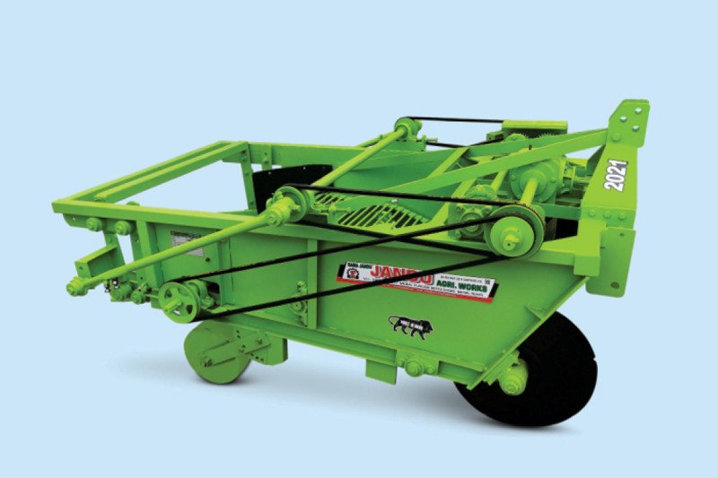 Potato Digger Double Jaal Agricultural Implements Manufacturer and